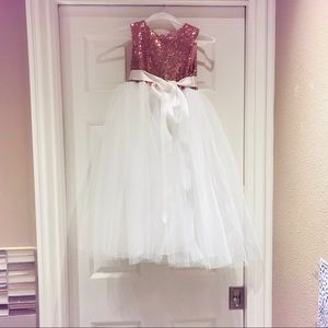 Girls dress